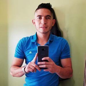 Meet your Posher, Hugo